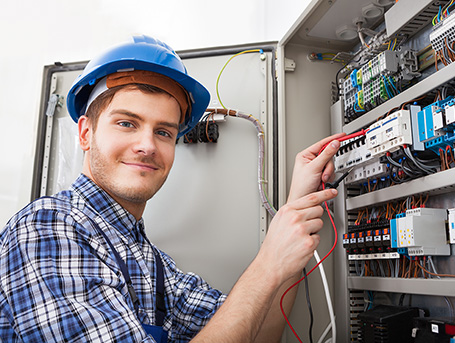 Neu: Elektroniker für Gebäudesystemintegration