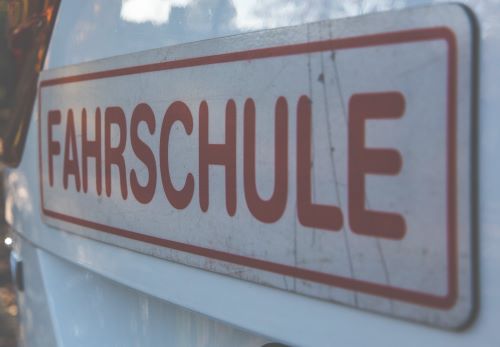 Wie verläuft der Fahrlehrertest?